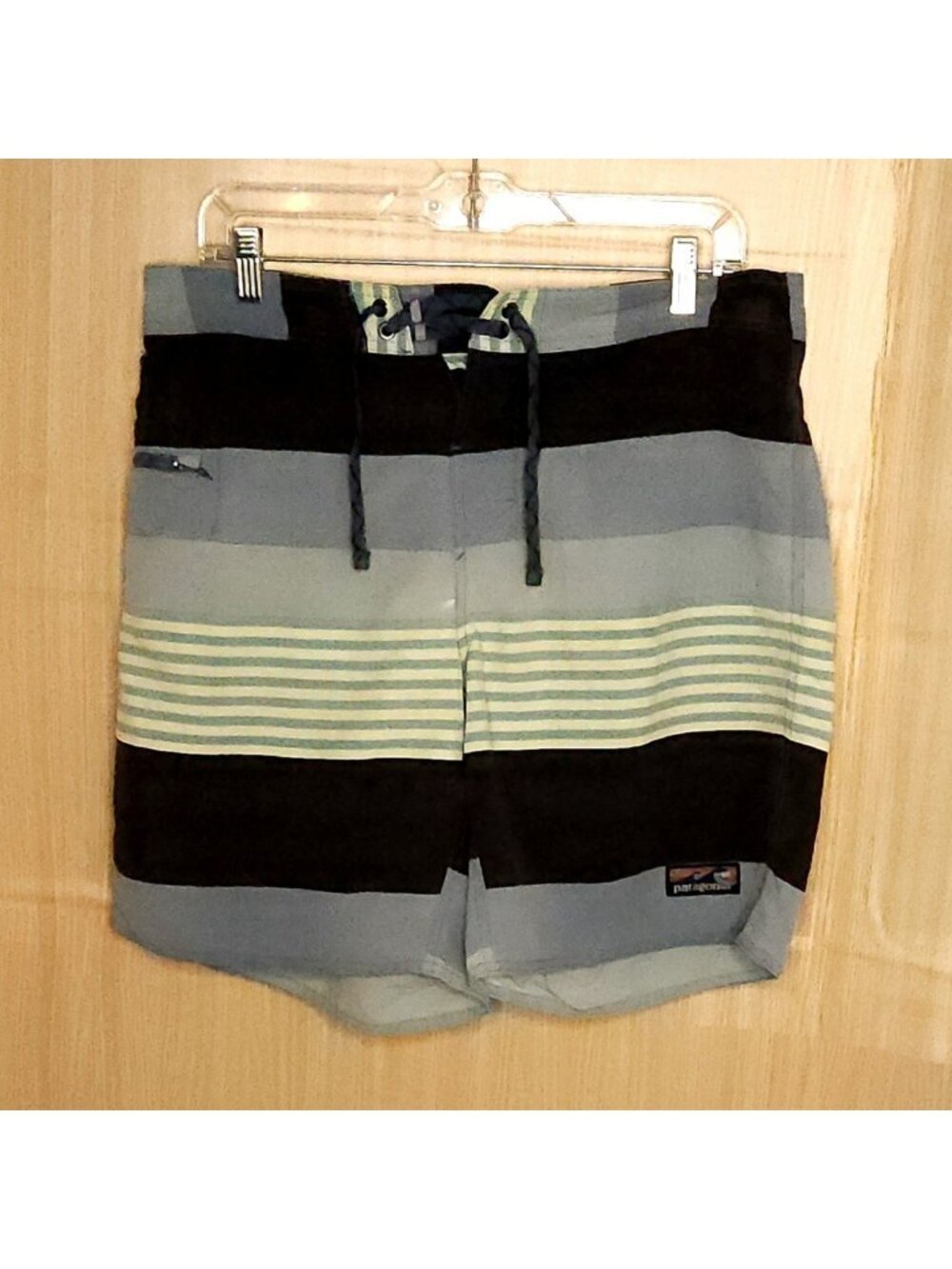 Patagonia Mens Grey Blue Striped Board Shorts 34
